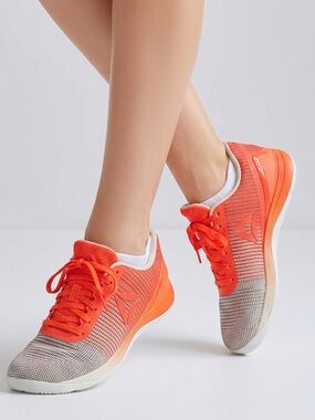 Reebok‎ CrossFit. Gray orange running shoes. Size 8